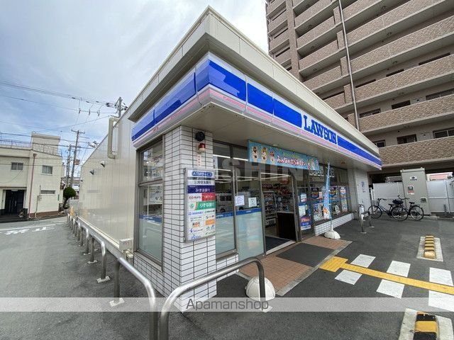 コンビニ　ローソン（コンビニ）まで682m