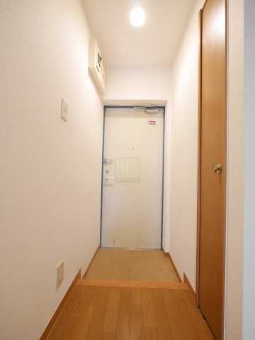 玄関　別部屋のお写真です