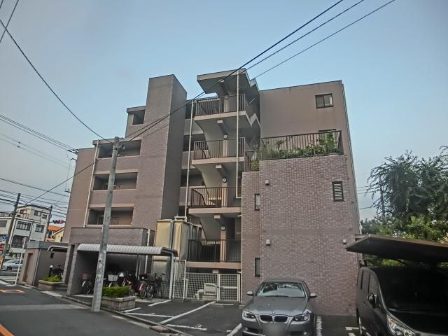 駐車場　外観