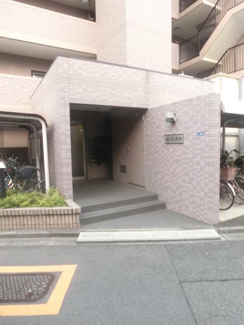 エントランス　エントランス