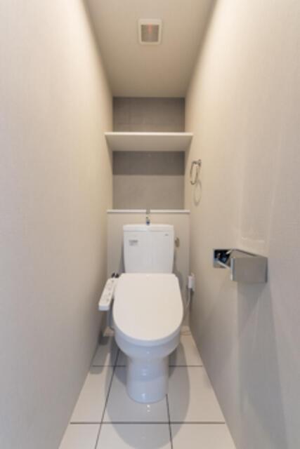 トイレ　※写真は同タイプ住戸です。?