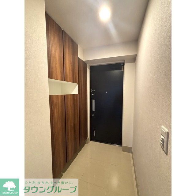 ザ・パークハウス南浦和フロントの玄関写真