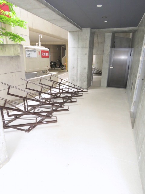 その他共有部分　駐輪スペースです☆