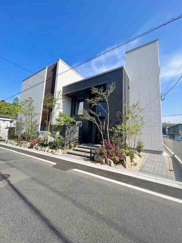 建物外観　★外観★