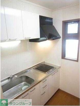 キッチン　※同建物別号室のお部屋でございます。