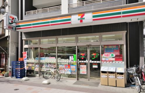 コンビニ　セブンイレブン 八丁堀2丁目店（コンビニ）まで71m