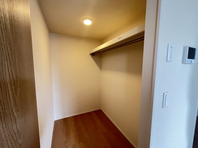 収納　同物件別部屋