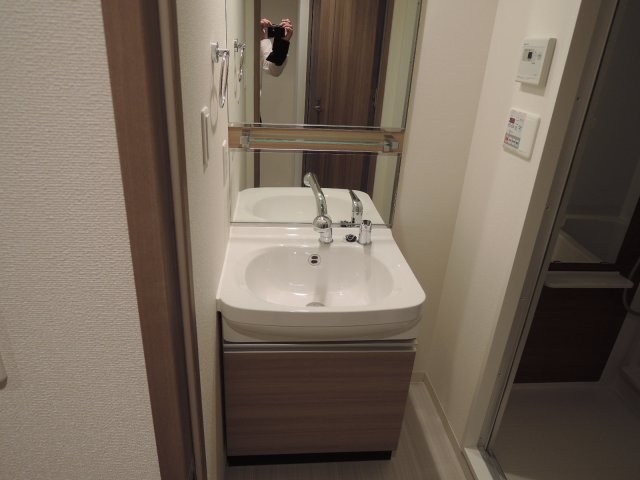 洗面設備　同一タイプです。現況優先
