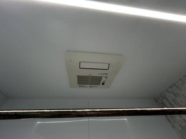 その他設備　浴室乾燥機付き