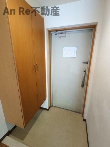 玄関　別部屋イメージ写真