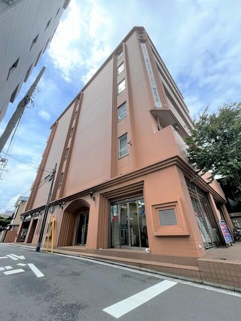 建物外観　丈夫な鉄筋コンクリート造マンションです☆