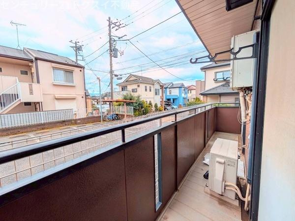 バルコニー　同物件、別室の写真です。