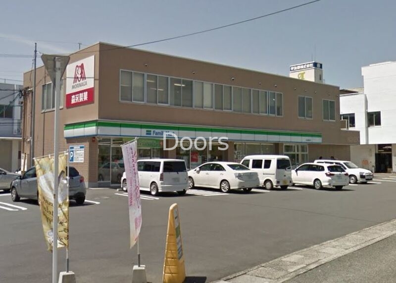 コンビニ　ファミリーマート岡山問屋町店（コンビニ）まで452m