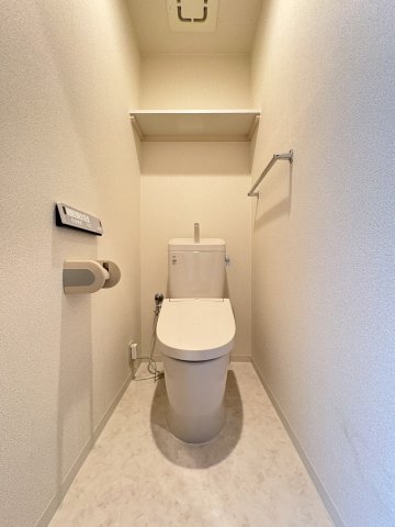 クレマンス甲東園のトイレ写真