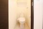 トイレ　落ち着いた空間のトイレです