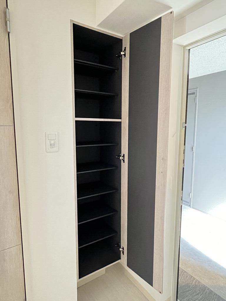 玄関　※同建物別部屋