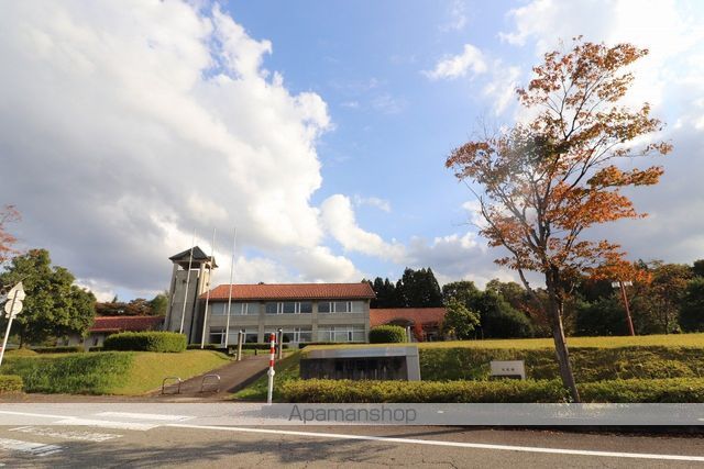 大学・短大　富山国際大学（大学・短大）まで583m
