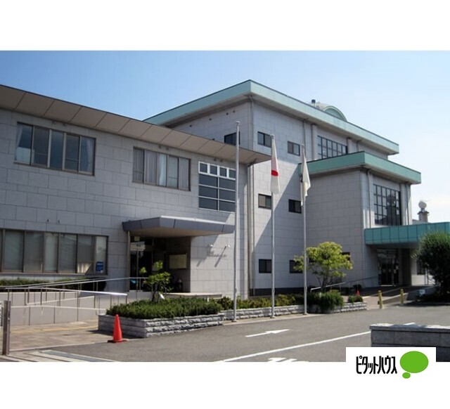 役所　和歌山市中央サービスセンター（役所）まで2618m