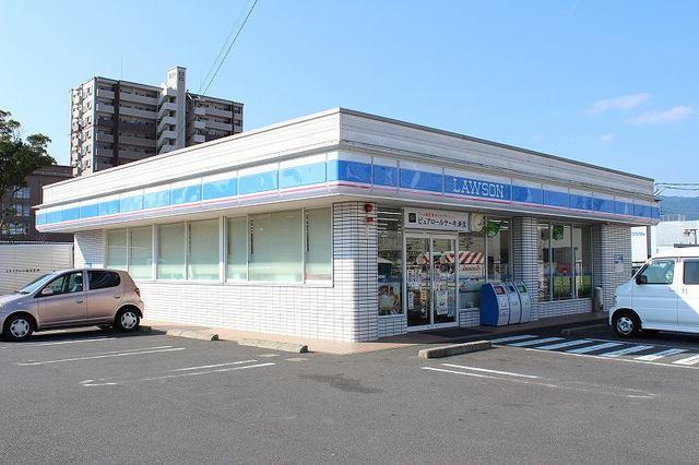 コンビニ　ローソン（コンビニ）まで640m