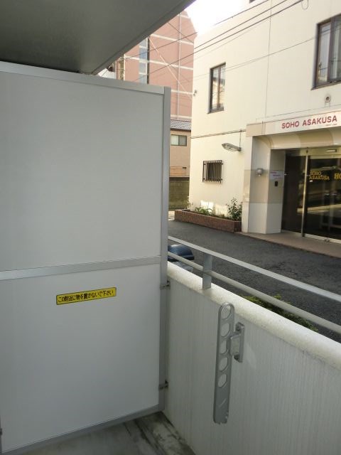 バルコニー