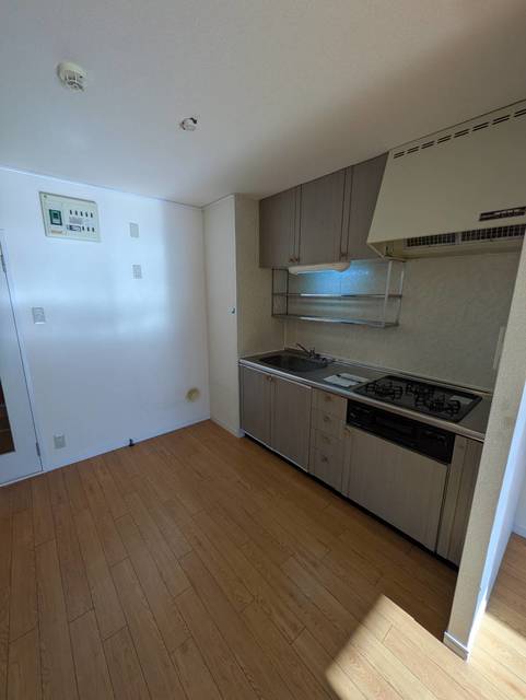 キッチン　別部屋参考写真です