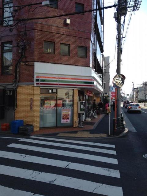 コンビニ　セブンイレブン杉並清水3丁目店（コンビニ）まで217m