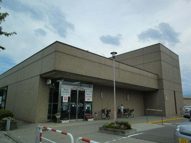 銀行　八十二長野銀行南松本支店（銀行）まで462m