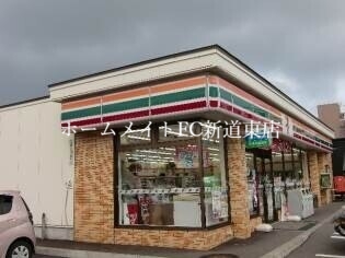 コンビニ　セブンイレブン札幌北24条通り店（コンビニ）まで245m