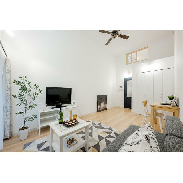 その他部屋・スペース　吹抜けがあり開放感があります