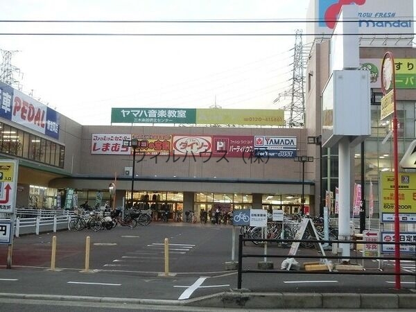 スーパー　万代金岡店（スーパー）まで867m