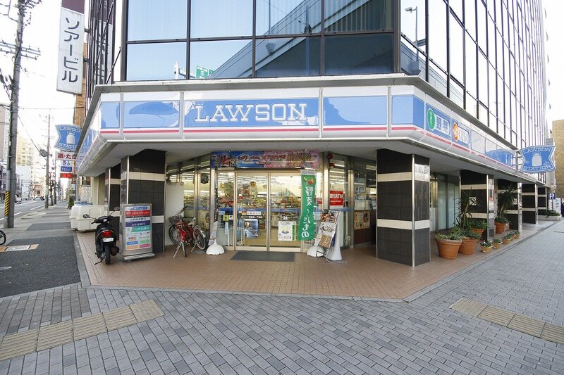 コンビニ　ローソン東区泉一丁目店（コンビニ）まで245m