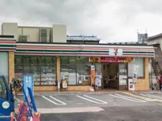コンビニ　セブンイレブンJR岸辺駅北店（コンビニ）まで742m