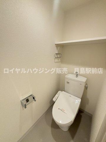 トイレ　同間取り別階の写真