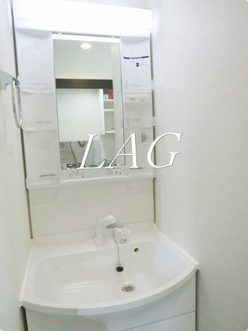 洗面設備　洗面台です。