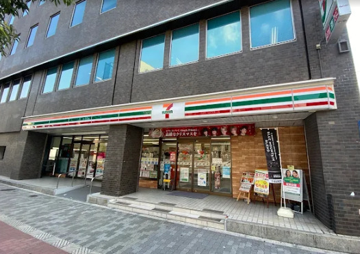 コンビニ　セブンイレブン大阪森ノ宮中央１丁目（コンビニ）まで190m