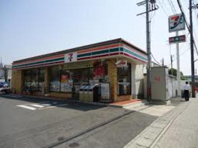 コンビニ　セブンイレブン泉佐野高松東店（コンビニ）まで297m
