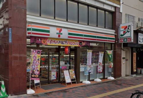 コンビニ　セブン-イレブン 神戸下沢1丁目店（コンビニ）まで82m