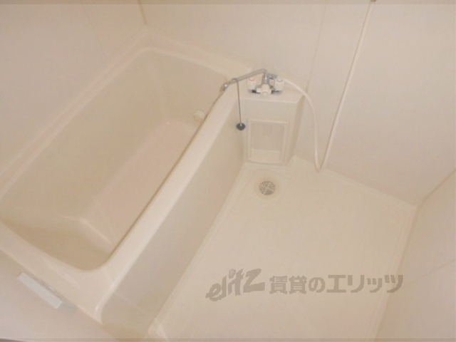 バス・シャワールーム　ぴかぴか