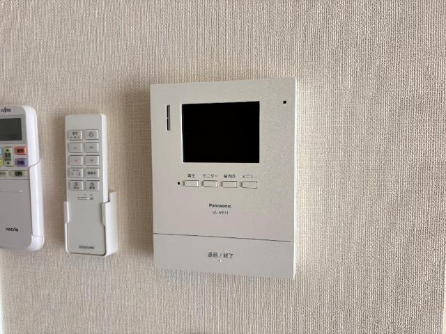 セキュリティ　カメラ付インターホン（イメージ）