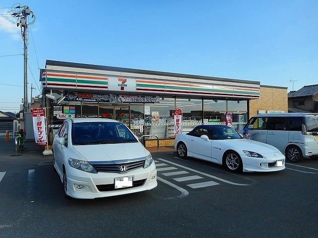 コンビニ　セブンイレブン神辺上御領店（コンビニ）まで1000m