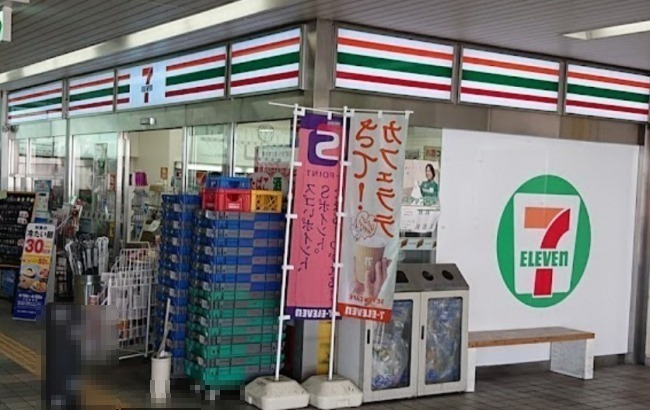 コンビニ　セブンイレブン モノウェル門真店（コンビニ）まで221m