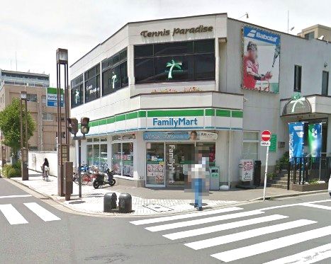 コンビニ　ファミリーマート亀沢四丁目店（コンビニ）まで190m
