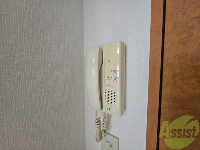 セキュリティ　インターホンは通話ができるので急な訪問があっても安心です。