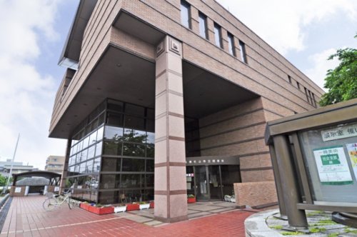 図書館　東松山市立図書館（図書館）まで723m