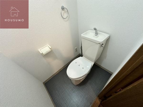 トイレ　ゆったりとした空間のトイレです