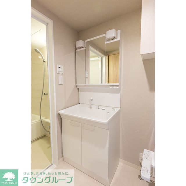洗面設備　同タイプ別号室の写真です。