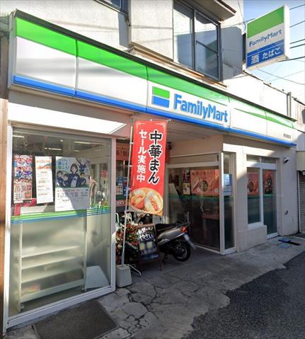 コンビニ　ファミリーマート（コンビニ）まで497m