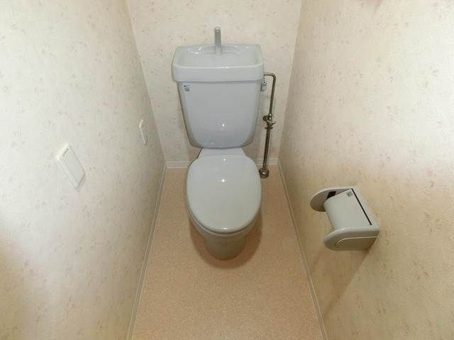 トイレ　ハイグレード椿　板橋区赤塚新町２