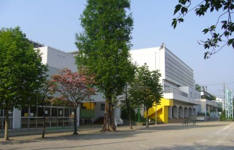 小学校　目黒区立宮前小学校（小学校）まで397m