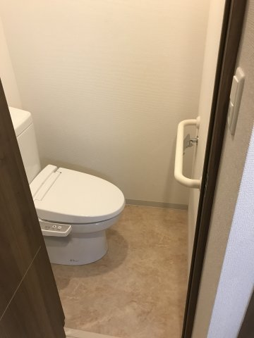 トイレ　清潔感のあるトイレです